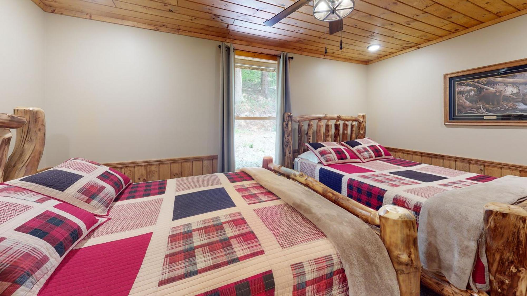 Rough Cut Lodge Gaines Экстерьер фото